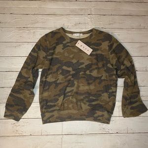 Camo long sleeve top size Medium